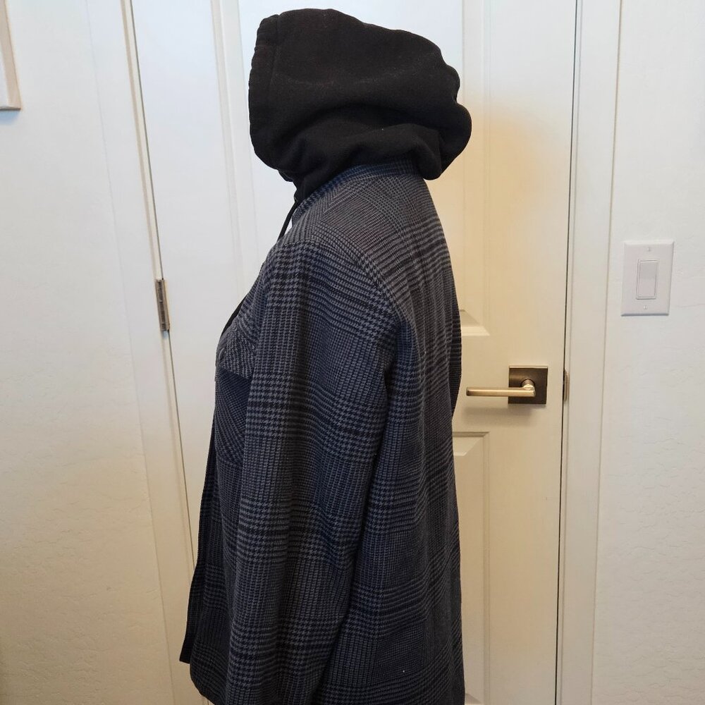Volcom Hooded Flannel Shacket Plaid Shirt Jacket Size S Black Gray Insulated - Picture 7 of 16